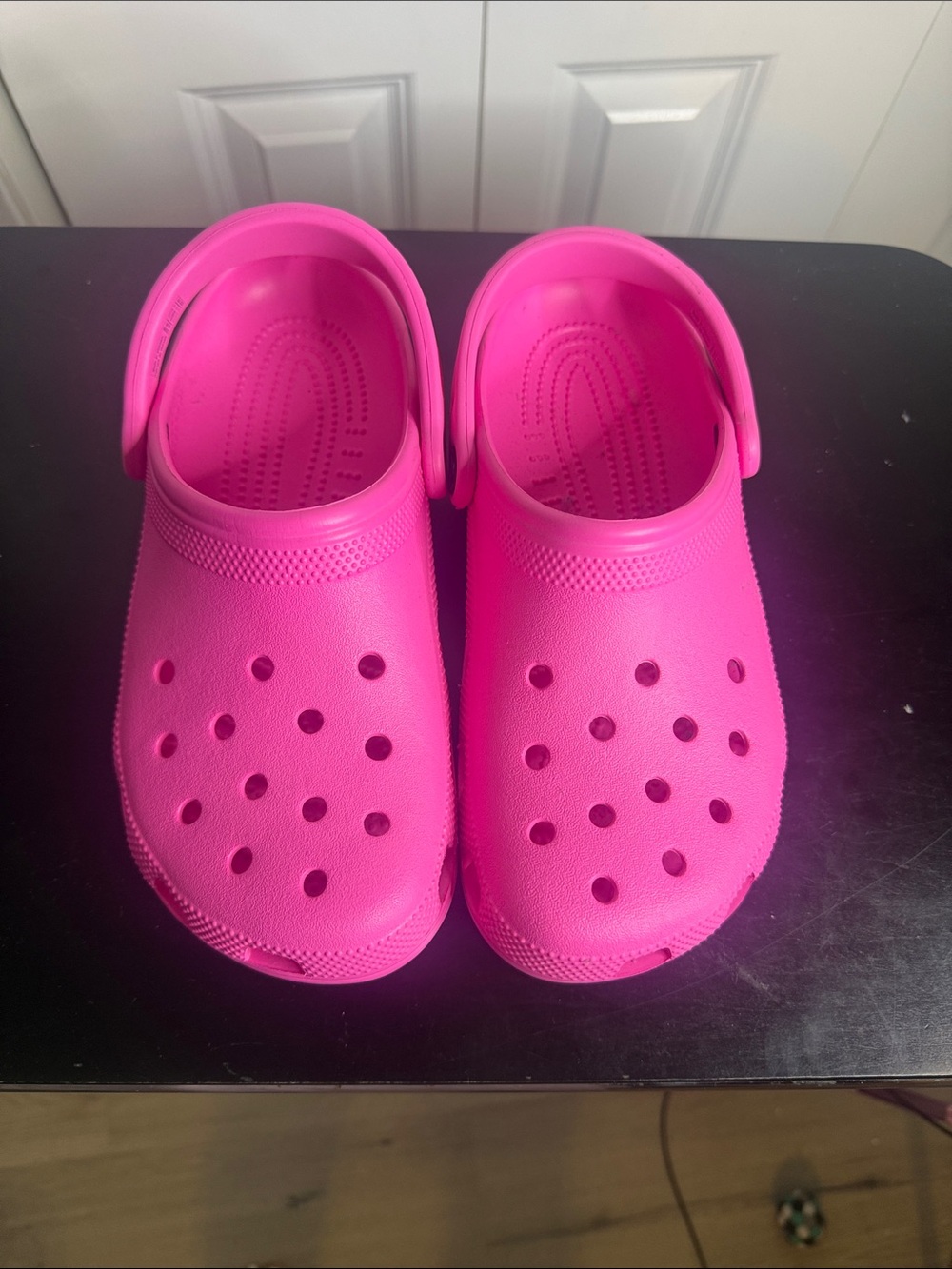 CROCS Women’s Bright Pink Classic Clog Sandals